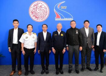 “พิพัฒน์” มอบนโยบายการทางพิเศษฯ เร่งเปิดทางด่วนใหม่แก้รถติด ย้ำก่อสร้างต้องปลอดภัย พร้อมดัน Easy Pass สู่ทางด่วนรักษ์โลก