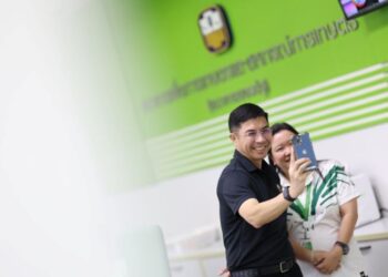 ผู้จัดการ ธ.ก.ส. ลงพื้นที่เยี่ยมสาขาและเยี่ยมชม BAAC Outlet จำหน่ายผลิตภัณฑ์ลูกค้าจังหวัดอุบลราชธานี