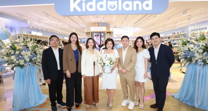 กรุงเทพประกันชีวิต ร่วมแสดงความยินดี ในพิธีเปิด Kiddoland Flagship Store Grand Opening at CentralWorld
