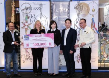 BAM ร่วมสนับสนุนงานนิทรรศการ “วัฒนธรรมแห่งแสงเงาและสายน้ำ” ส่งต่อคุณค่าศิลปวัฒนธรรมสู่การดูแลสังคมและผู้ป่วยมะเร็งเต้านม