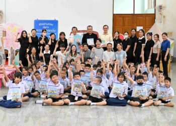 วิริยะประกันภัย ปิดฉากกิจกรรม Roadshow ส่งต่อความปลอดภัย โรงเรียนวัดบรมนิวาส
