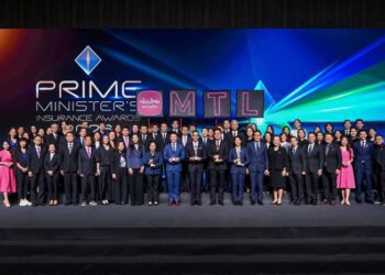เมืองไทยประกันชีวิต คว้า 3 รางวัลสูงสุดในภาคอุตสาหกรรมประกันชีวิต จากสำนักงาน คปภ. “รางวัลบริษัทประกันชีวิตที่มีการบริหารงานดีเด่น อันดับ 1” พร้อม “รางวัลกรมธรรม์ประกันภัยเพื่อประชาชน” – “รางวัลสร้างสรรค์นวัตกรรมเทคโนโลยีประกันภัย” สะท้อนผลงานการบริหารงานดีเด่นและใส่ใจความยั่งยืนทุกมิติ