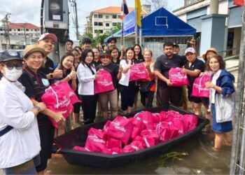 ออมสิน ลุยพื้นที่ช่วยผู้ประสบภัยต่อเนื่อง เพิ่มจุดส่งมอบอาหาร น้ำดื่ม สิ่งของจำเป็นใช้ยังชีพ
